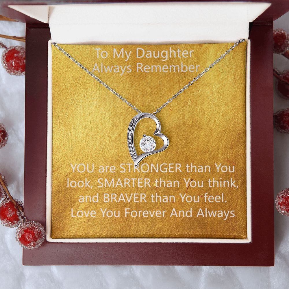 Collar Stronger Forever Love Una belleza delicada y discreta