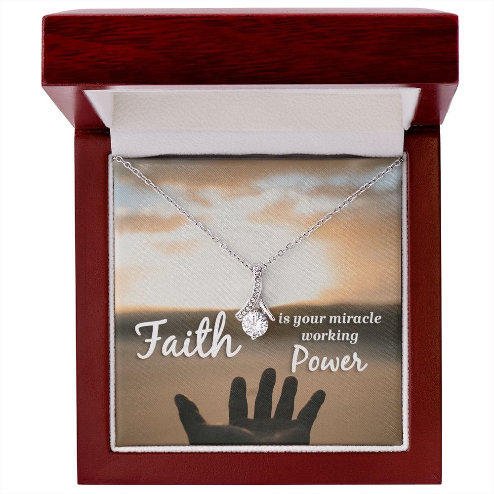 La fe es tu poder milagroso: collar de belleza seductora