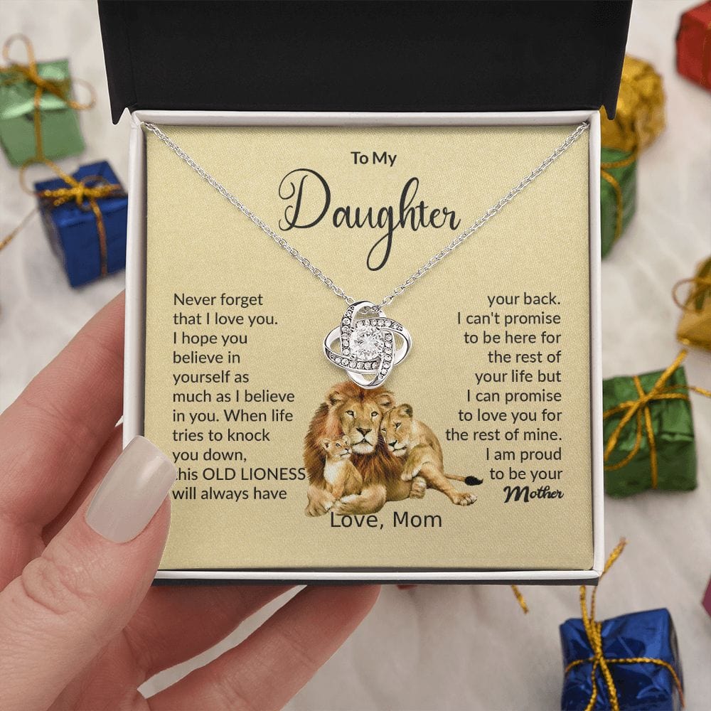 Nudo de amor: esta vieja leona siempre te respaldará