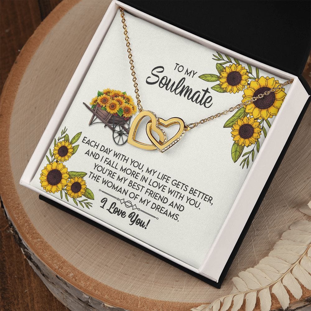 A mi alma gemela: cada día contigo, mi vida mejora.