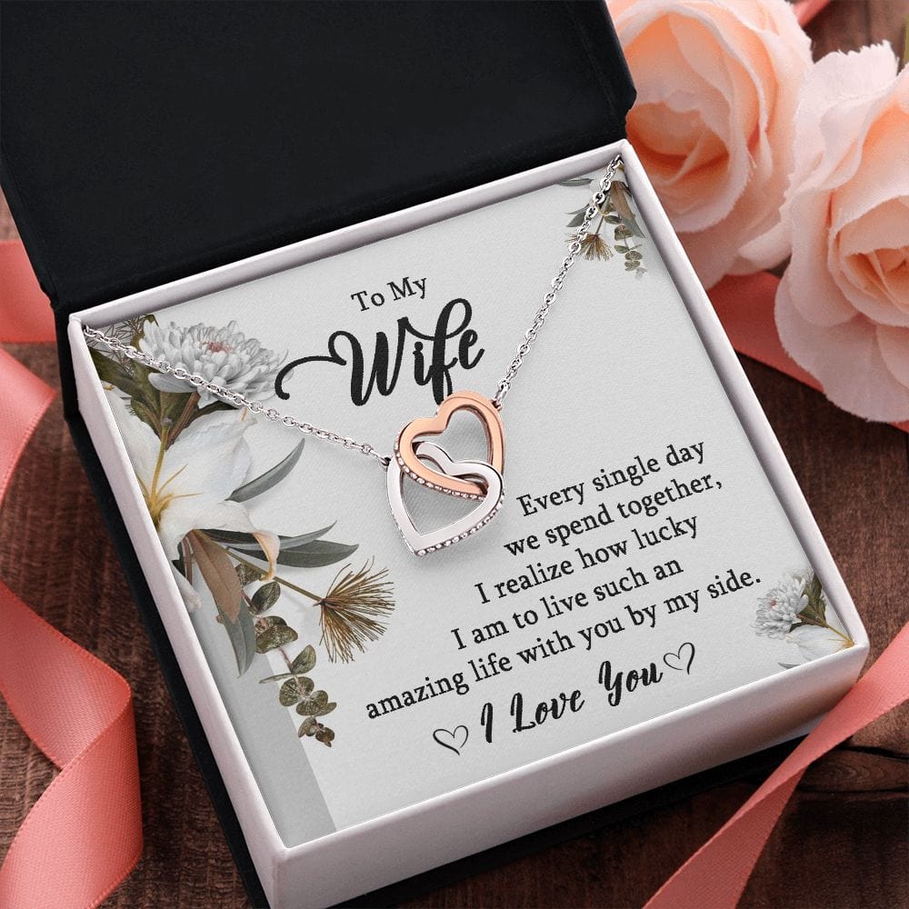 A mi esposa: cada día me doy cuenta de lo afortunado que soy.