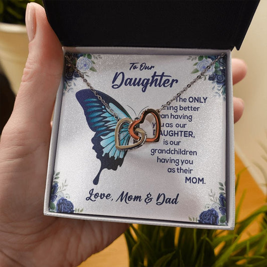 A nuestra hija, de mamá y papá.