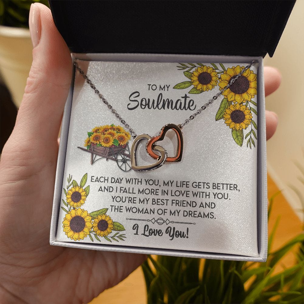 A mi alma gemela: cada día contigo, mi vida mejora.