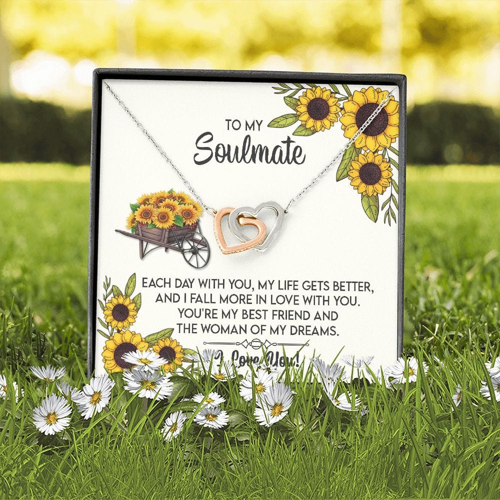 A mi alma gemela: cada día contigo, mi vida mejora.