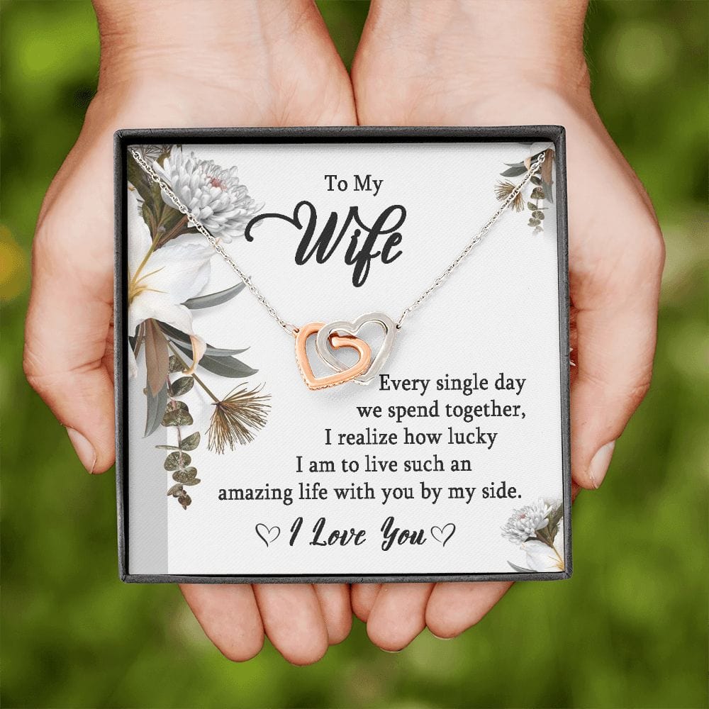 A mi esposa: cada día me doy cuenta de lo afortunado que soy.