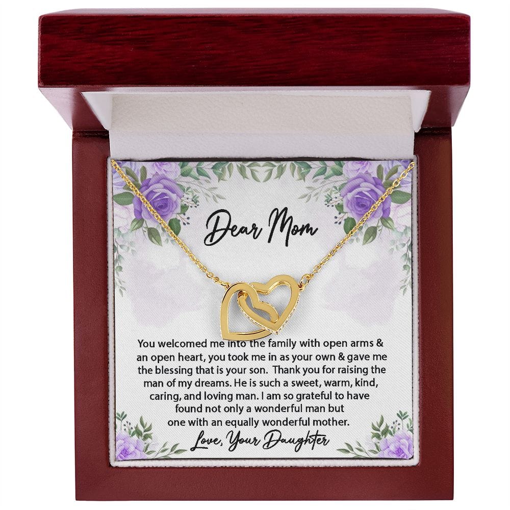 Querida mamá, me diste la bienvenida al collar familiar