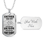 Padre e hijo, no siempre cara a cara: placa y cadena para perros de lujo de estilo militar