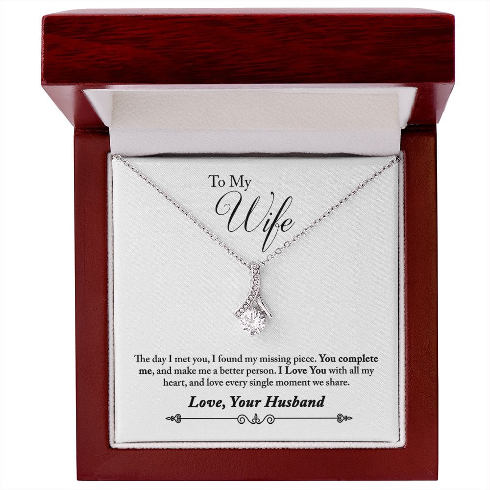 A la esposa del marido: collar de belleza seductora